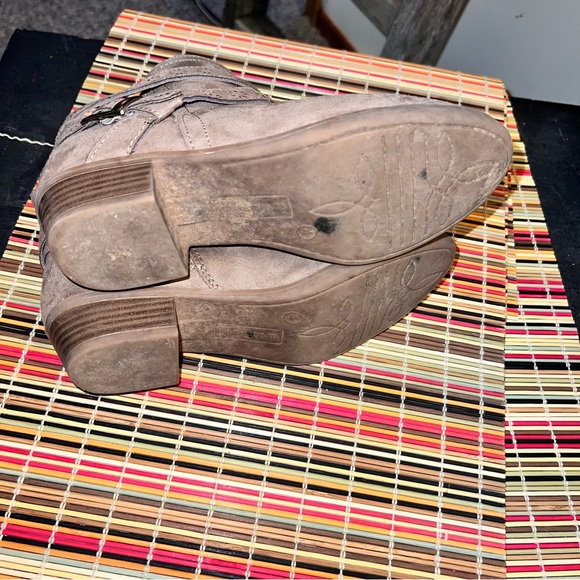 Girls boots - Picture 4 of 4